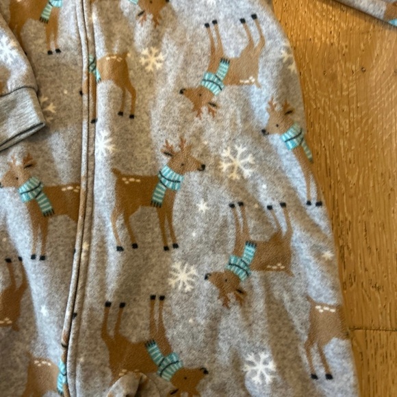 Reindeer footed one piece - Picture 3 of 5